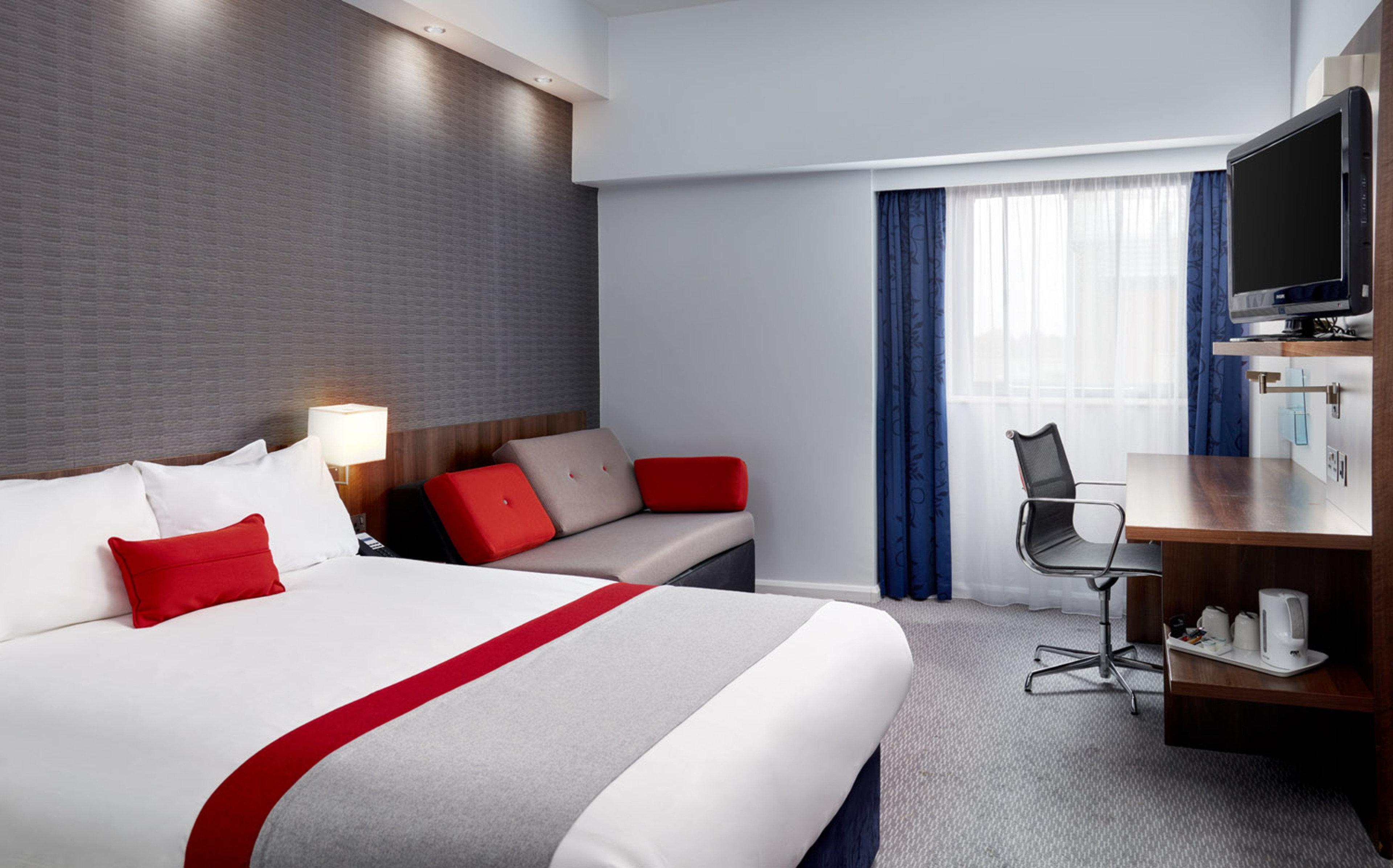 Holiday Inn Express Belfast City By Ihg Экстерьер фото