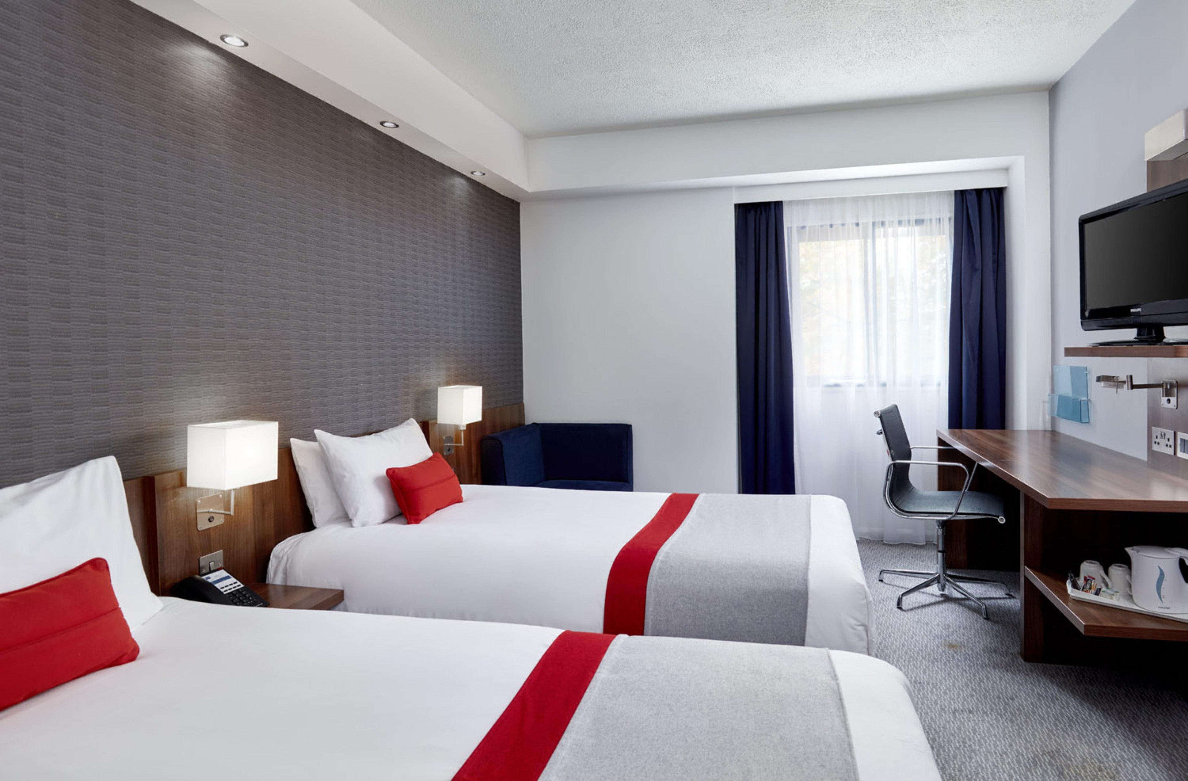 Holiday Inn Express Belfast City By Ihg Экстерьер фото
