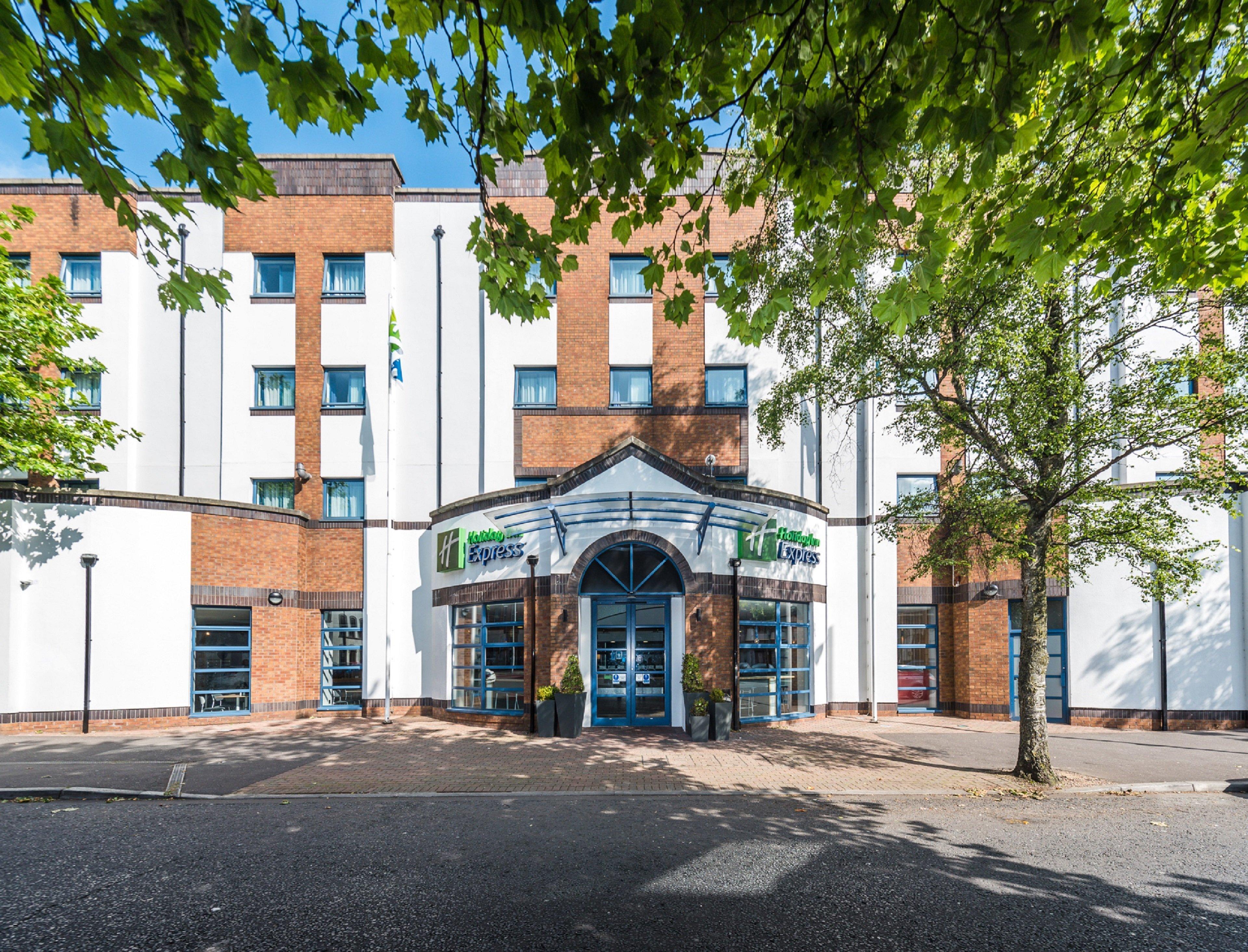Holiday Inn Express Belfast City By Ihg Экстерьер фото